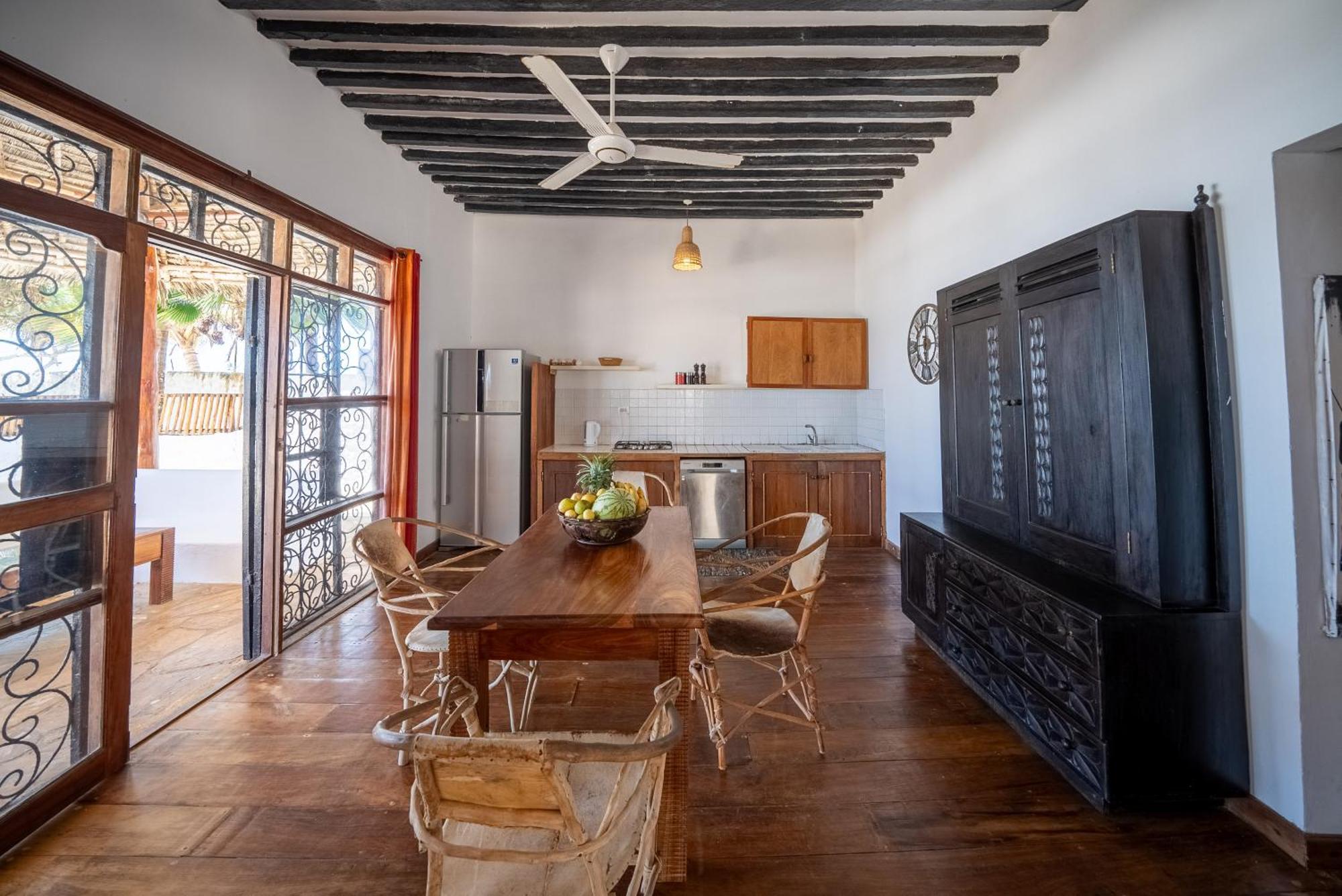 Beachfront Villa Hideaway Zanzibarhouses Kiwengwa  Exterior foto