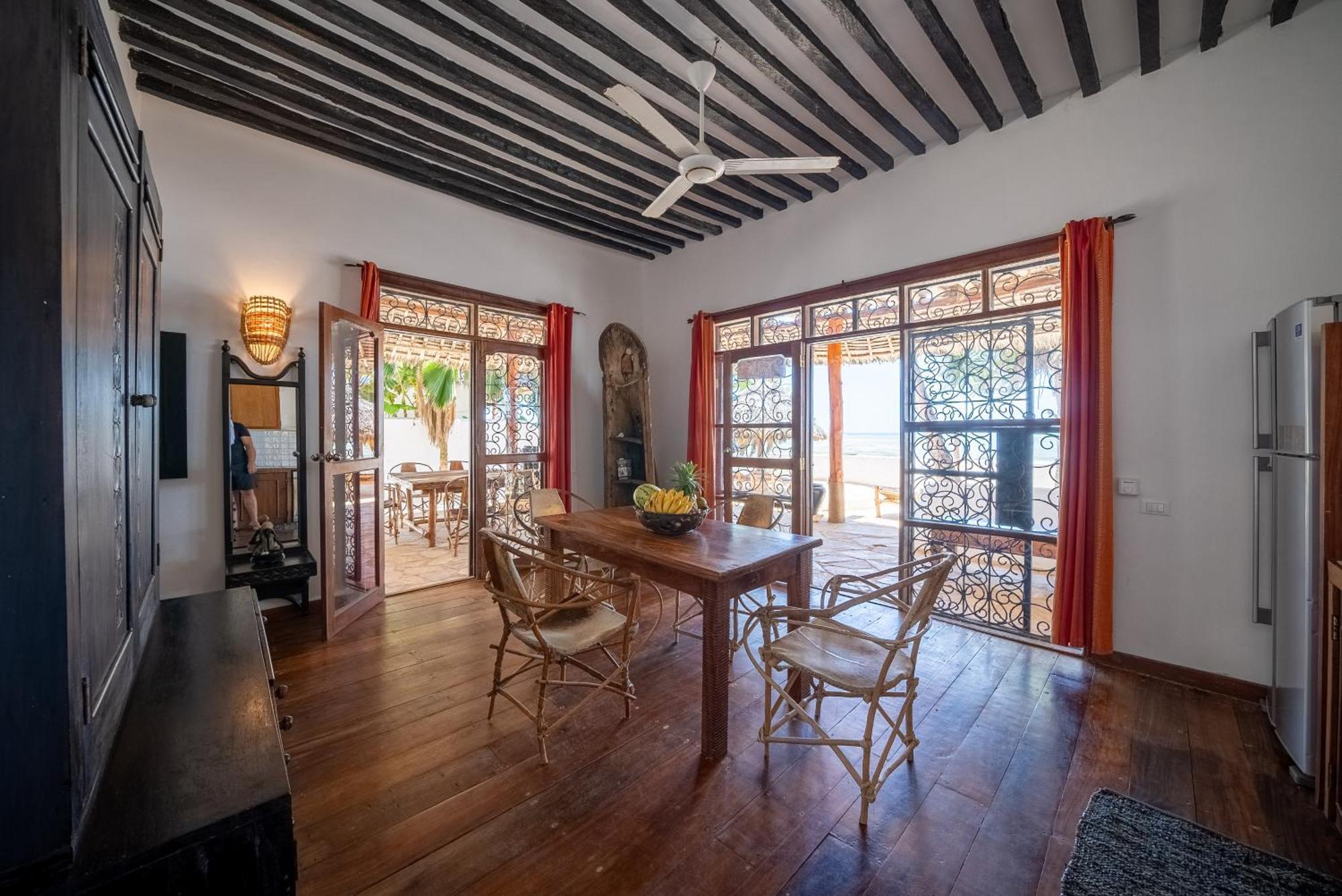 Beachfront Villa Hideaway Zanzibarhouses Kiwengwa  Exterior foto