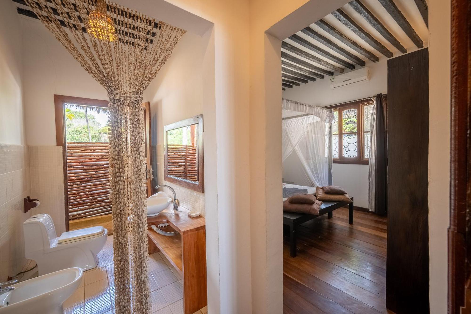 Beachfront Villa Hideaway Zanzibarhouses Kiwengwa  Exterior foto