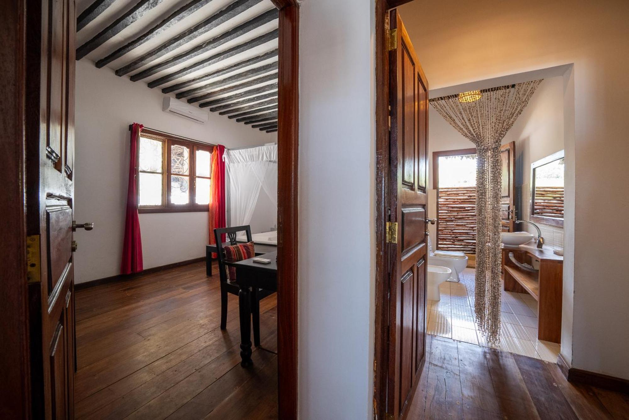 Beachfront Villa Hideaway Zanzibarhouses Kiwengwa  Exterior foto