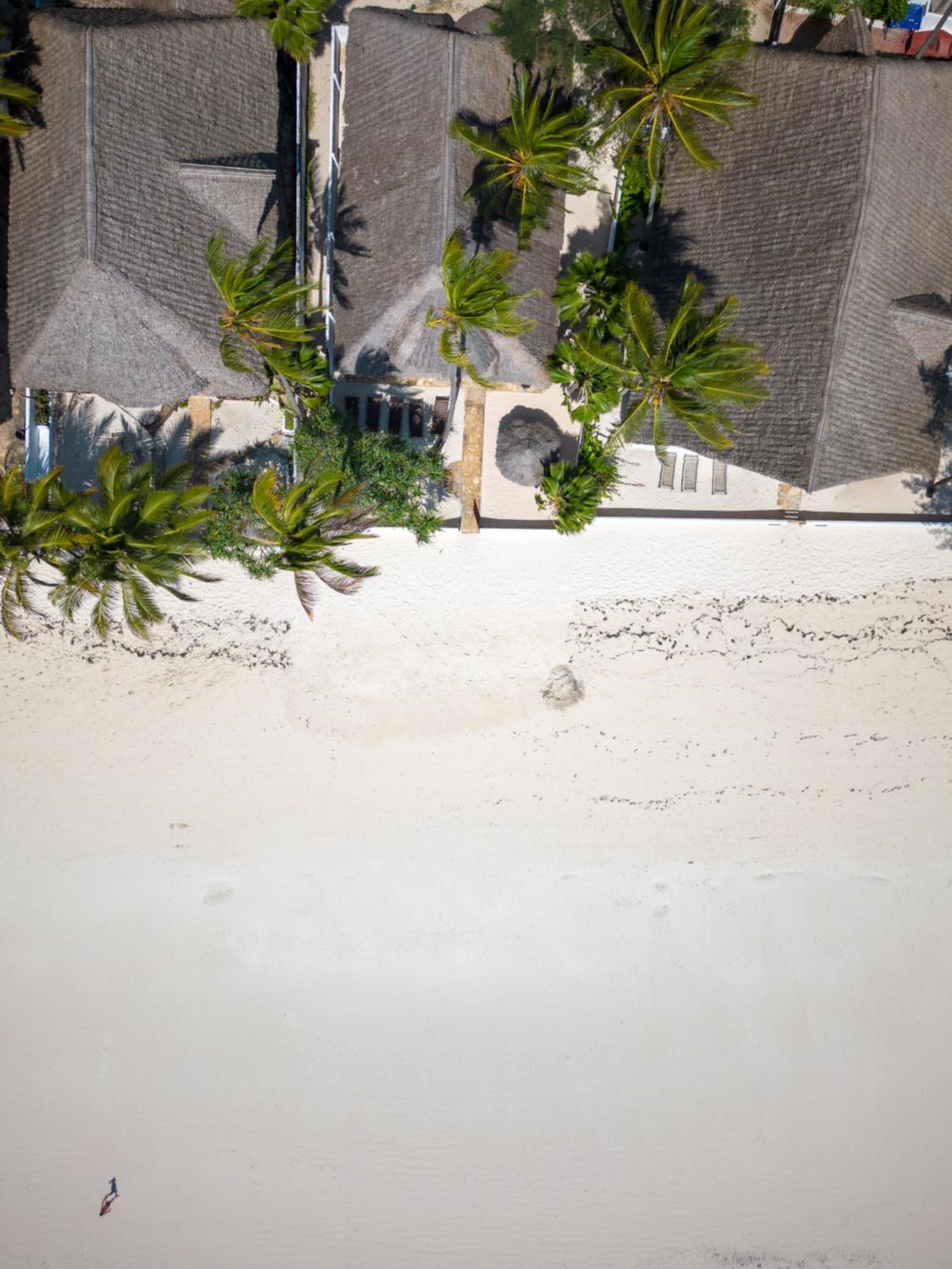 Beachfront Villa Hideaway Zanzibarhouses Kiwengwa  Exterior foto