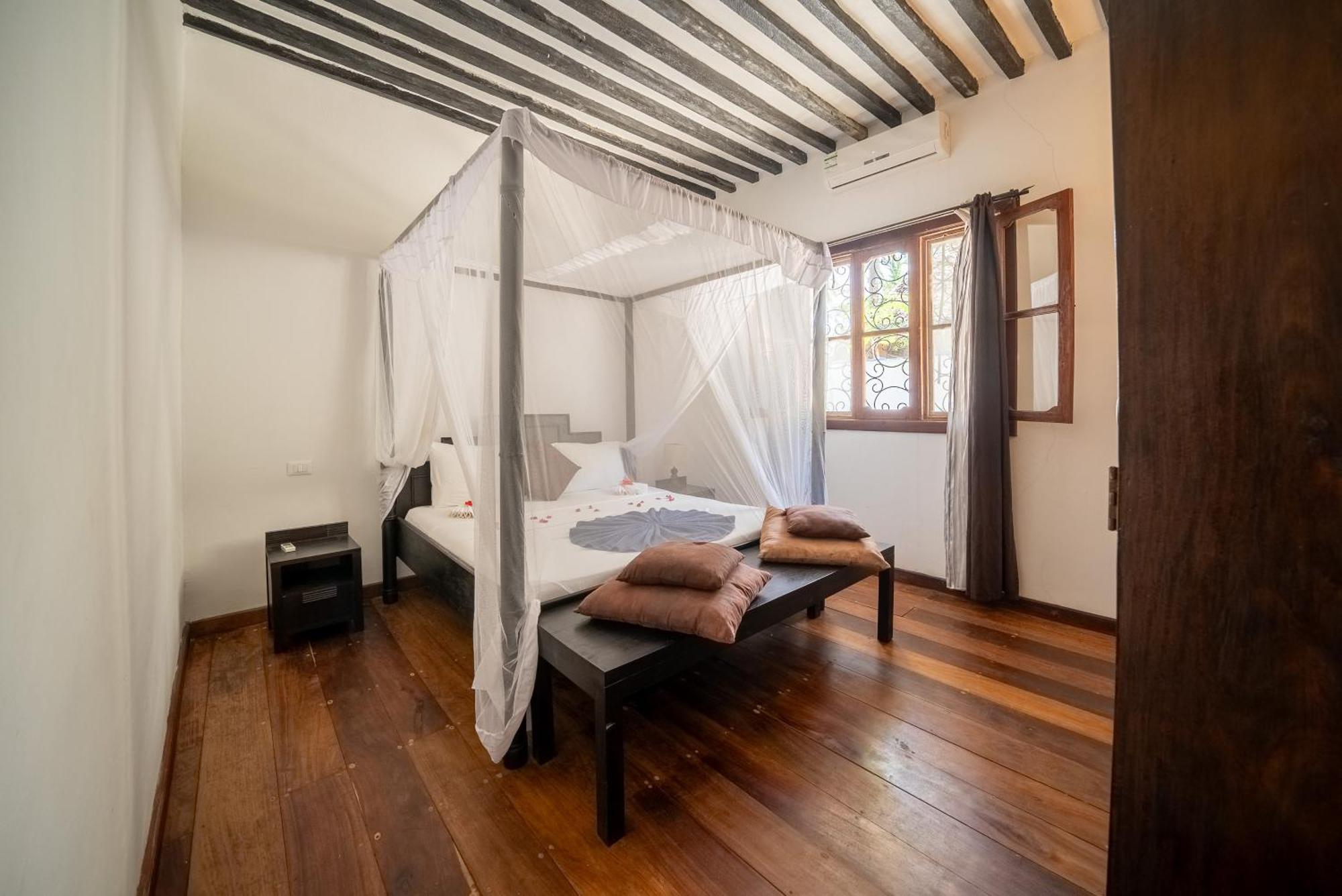 Beachfront Villa Hideaway Zanzibarhouses Kiwengwa  Exterior foto